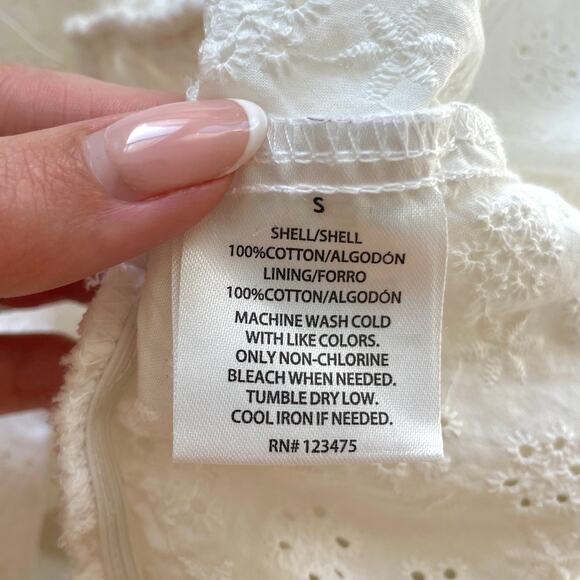 Textile Elizabeth & James – Marlowe Cinched Waist Eyelet Blouse - Picture 13 of 13